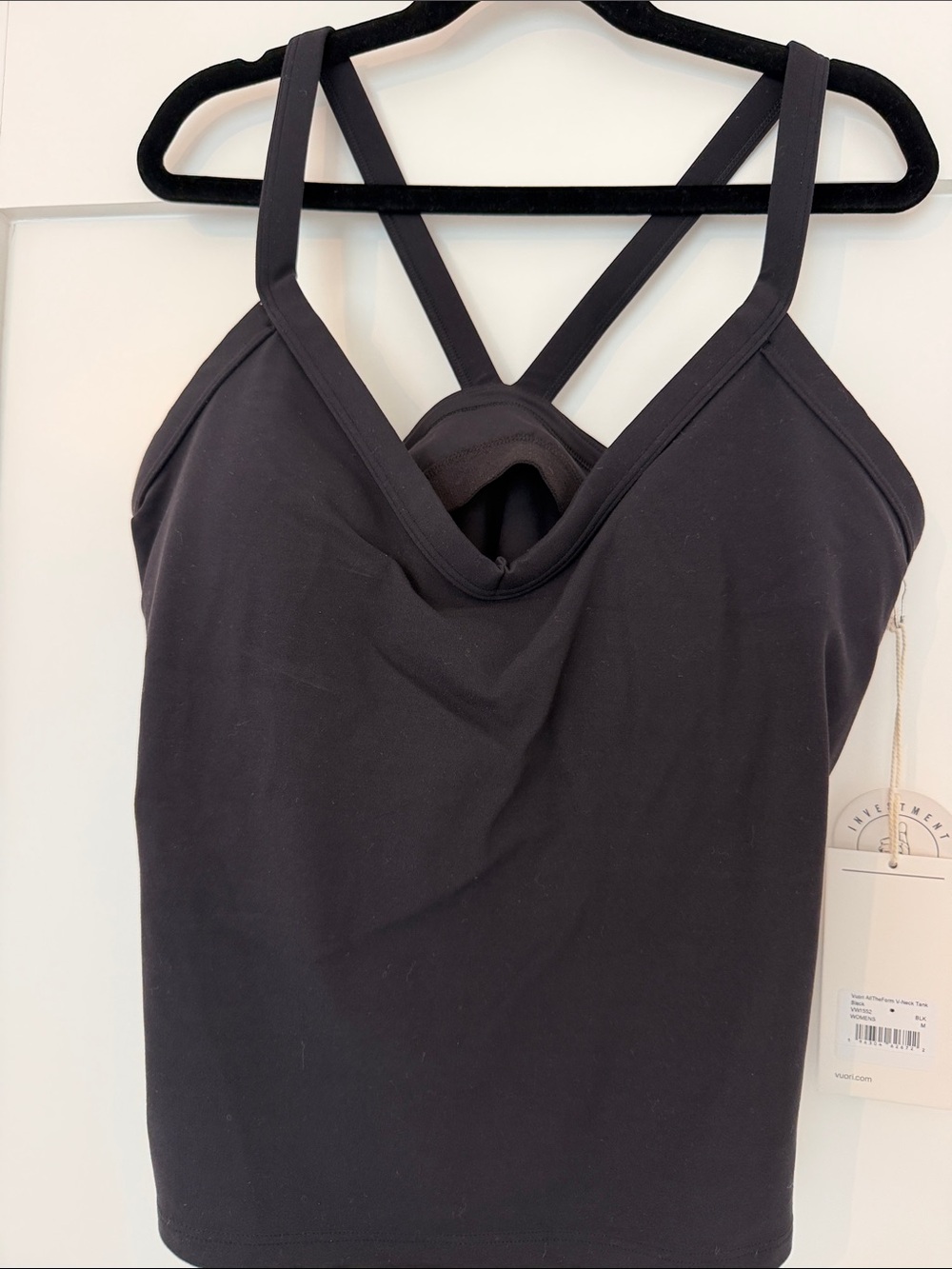 VUORI All the Form Black Tank